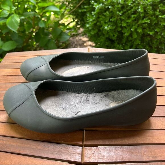 CROCS Dual Comfort Flat Women’s Black Size 9 - Picture 1 of 11